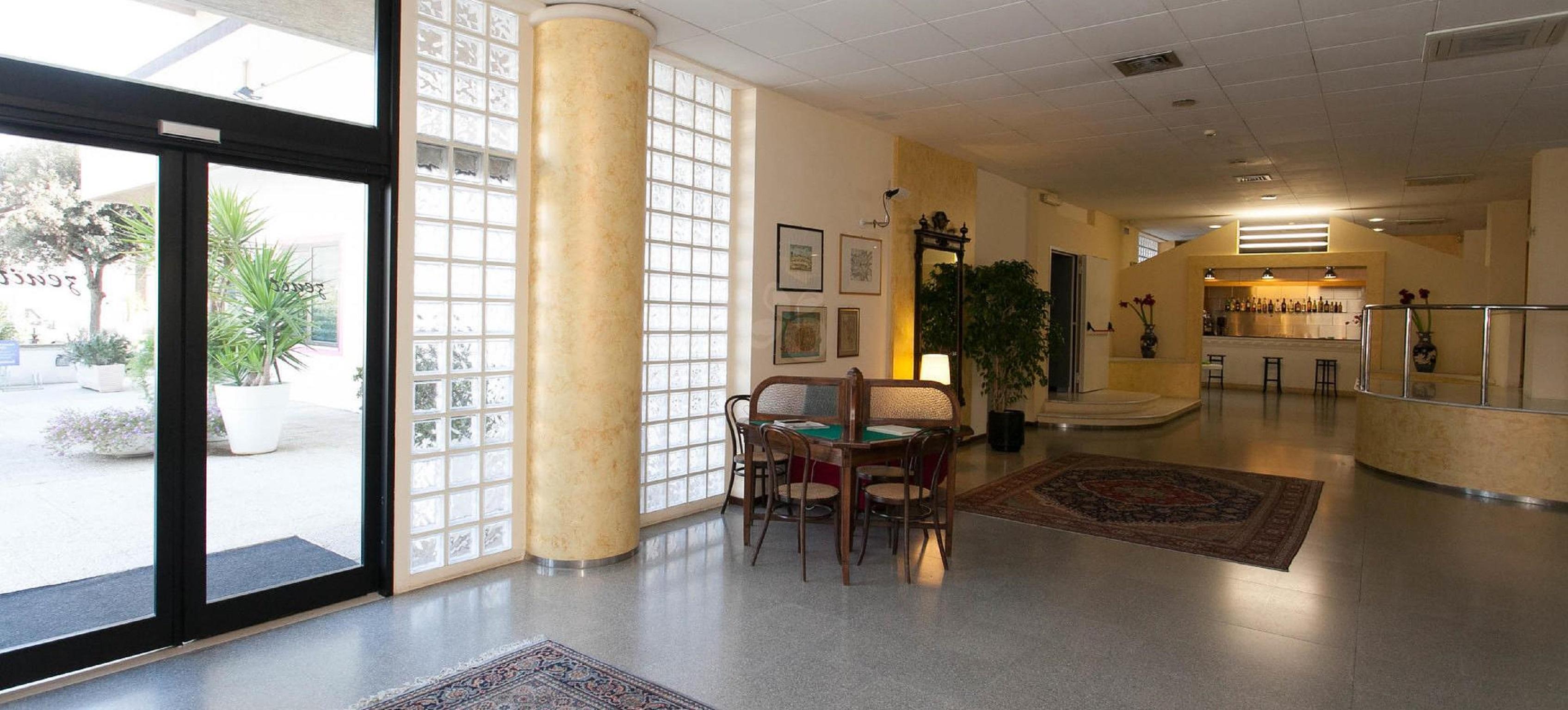 Hotel Zenit Salento Лечче Экстерьер фото